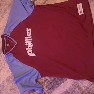New Phillies size XL shirt/jersey?
